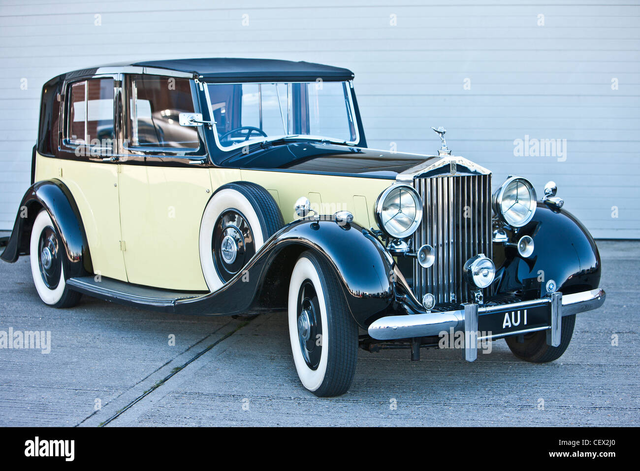 Rolls Royce stationnaire, James Bond classic car Banque D'Images