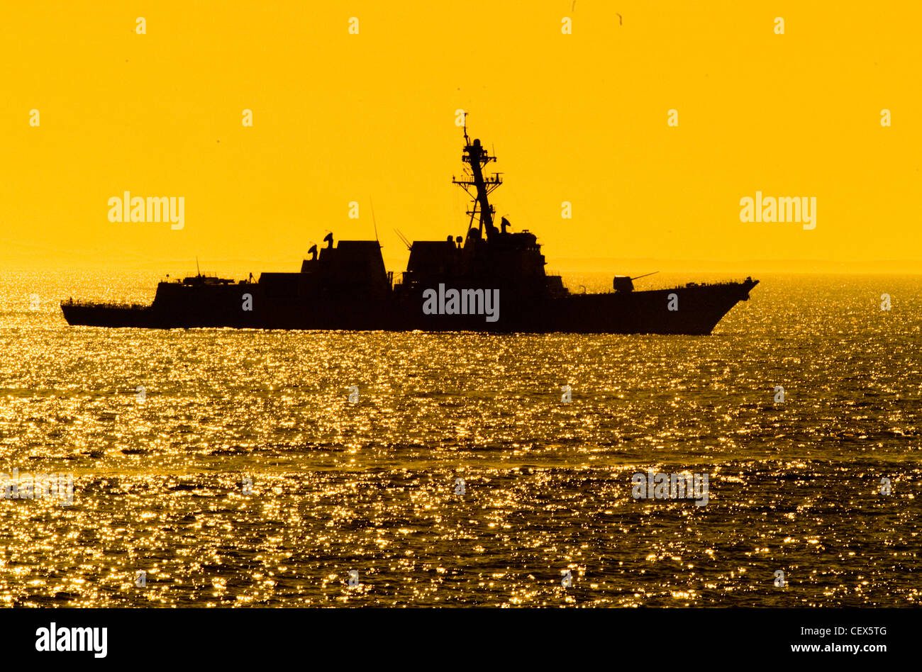 L'US Navy destroyer USS Bainbridge Banque D'Images