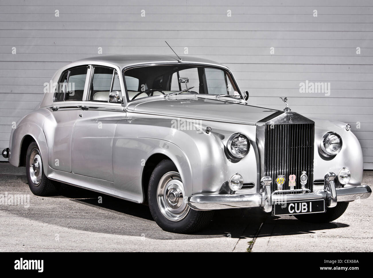 Rolls Royce stationnaire, James Bond classic car Banque D'Images