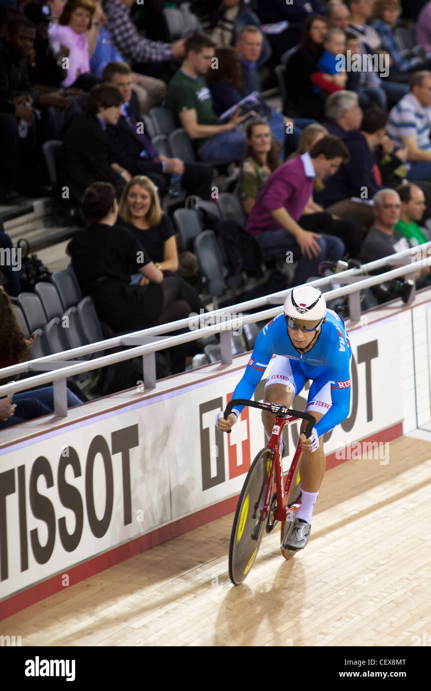 Ivan KOVALEV Men's Omnium tour à la race, la Coupe du Monde de Cyclisme sur piste 2012 de la série 2012 de Londres se prépare Banque D'Images