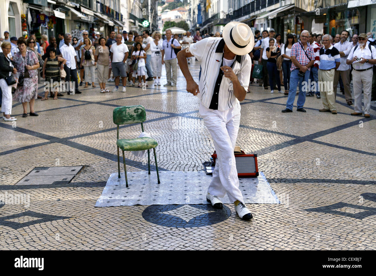 Artiste de rue sur la rue Rua Augusta, Lisbonne, Portugal Banque D'Images