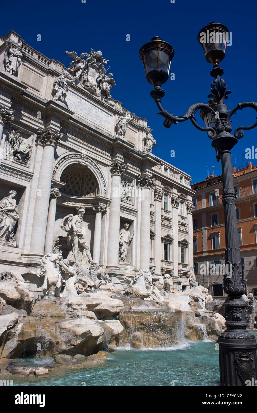 Fontana di Trevi à Rome Banque D'Images