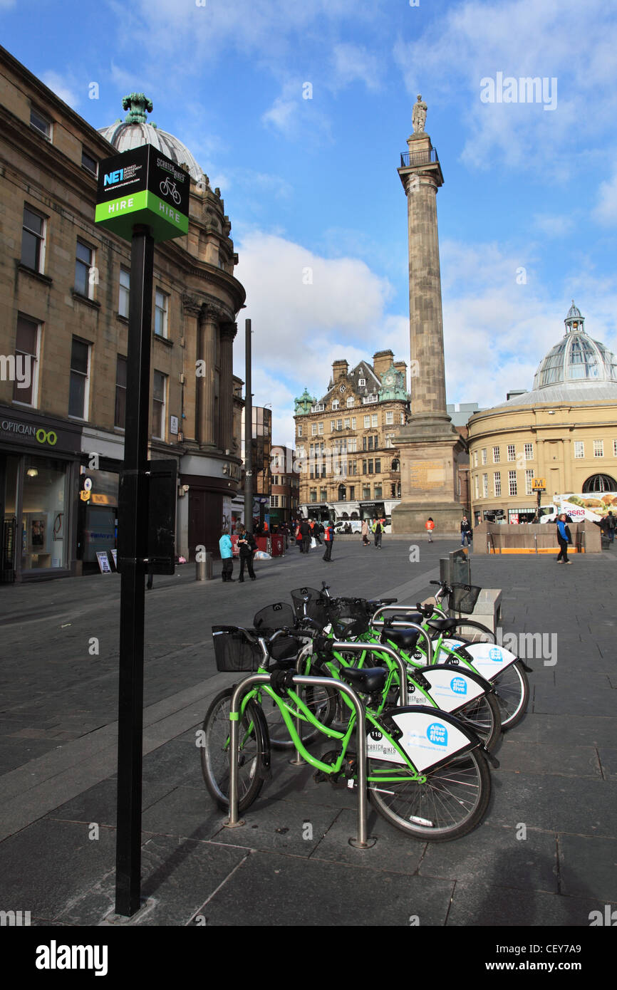 Des vélos de location de vélos à partir de zéro dans Grey Street London England UK Banque D'Images