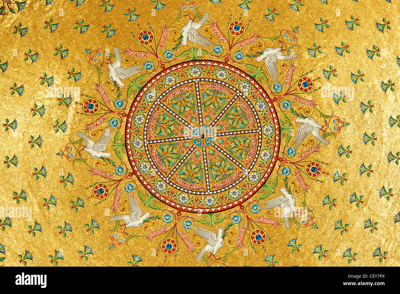 Peinture murale d'or à partir de Marseille cathédrale Notre Damme de la Garde Banque D'Images