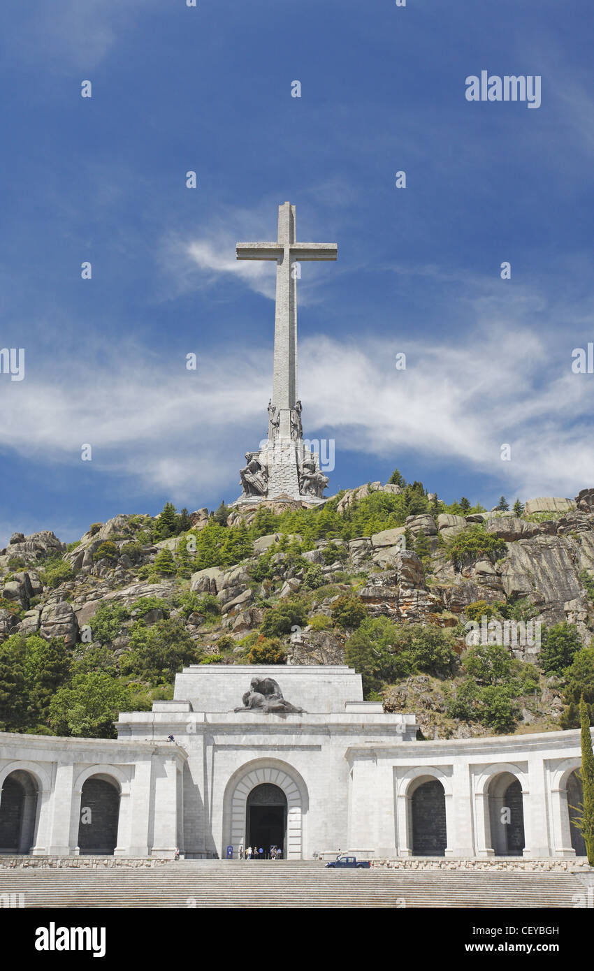 Basilique de la Sainte Croix de la Vallée des Morts (Santa Cruz del Valle de los Caídos), San Lorenzo de El Escorial, Espagne Banque D'Images