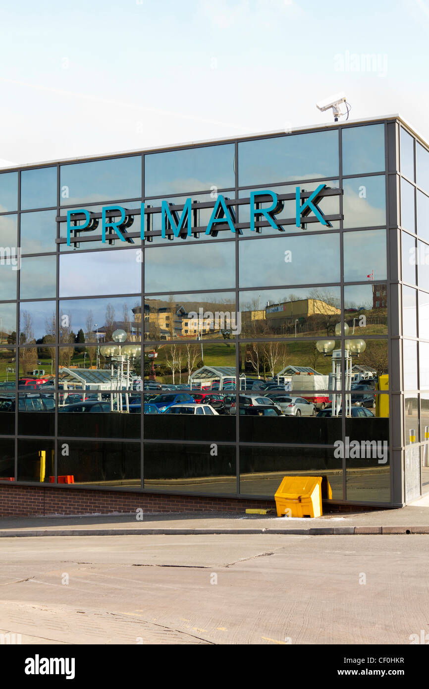 Primark store dans le centre commercial Merry Hill Banque D'Images