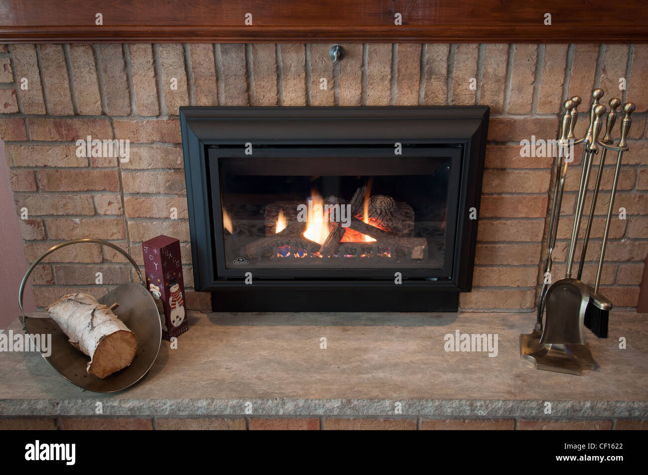 Foyer au gaz dans le luxe maison résidentielle. Banque D'Images