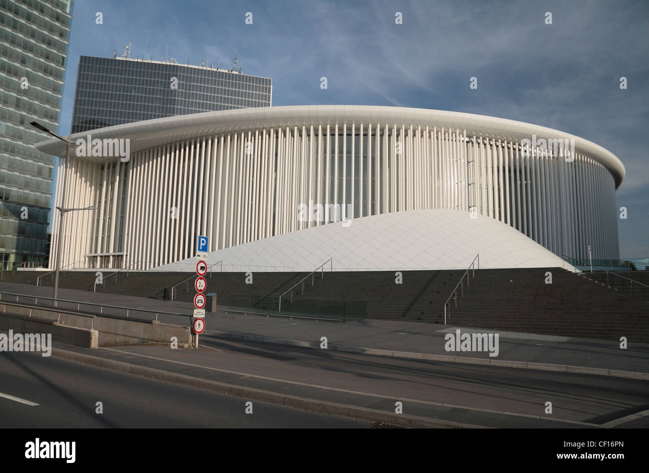 La salle de concert Philharmonie Luxembourg, Place de l'Europe, Kirchberg-Plateau, Luxembourg, Europe. Banque D'Images