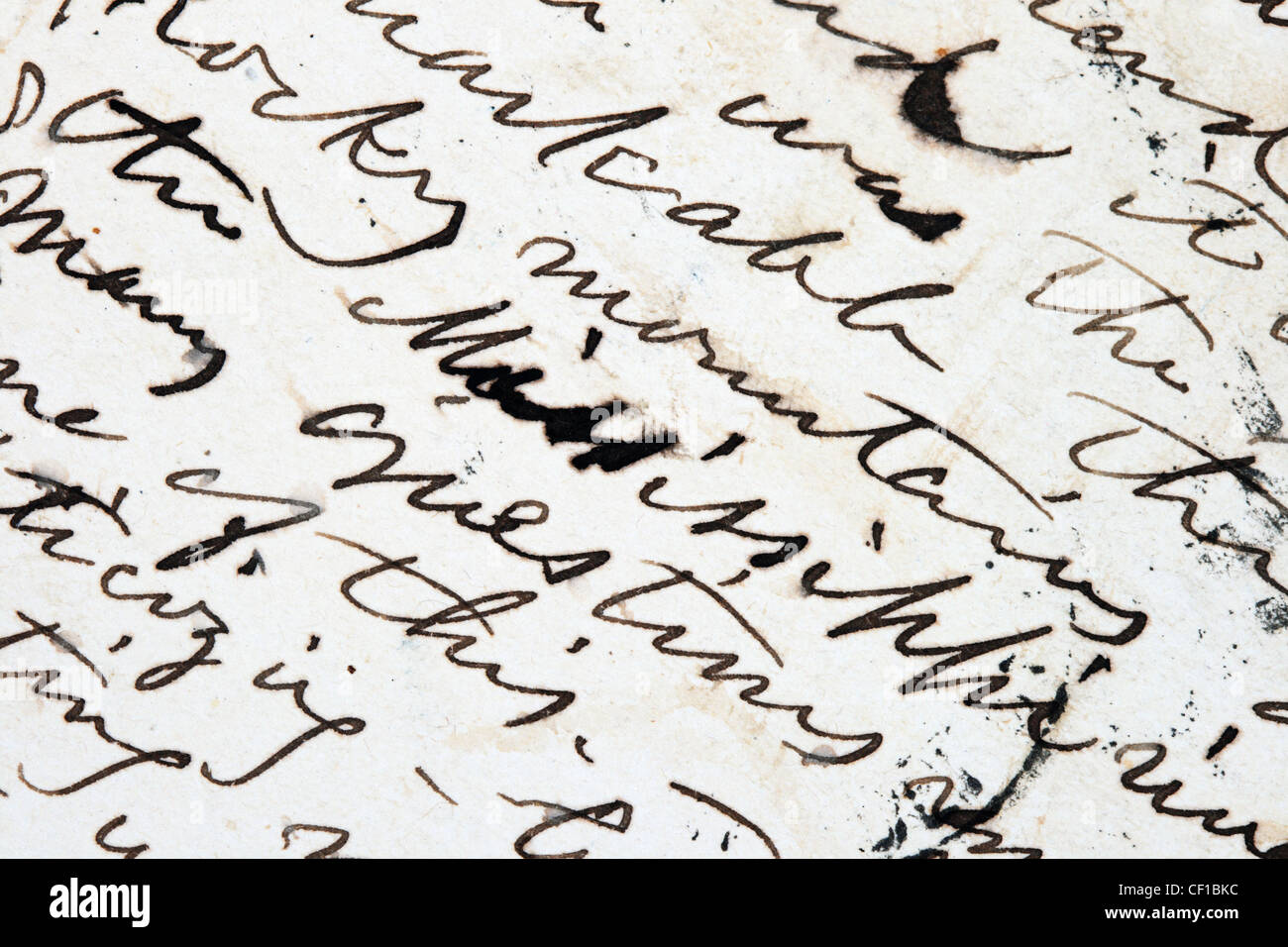 Détail d'une vieille plume et encre lettre avec l'écriture cursive Banque D'Images