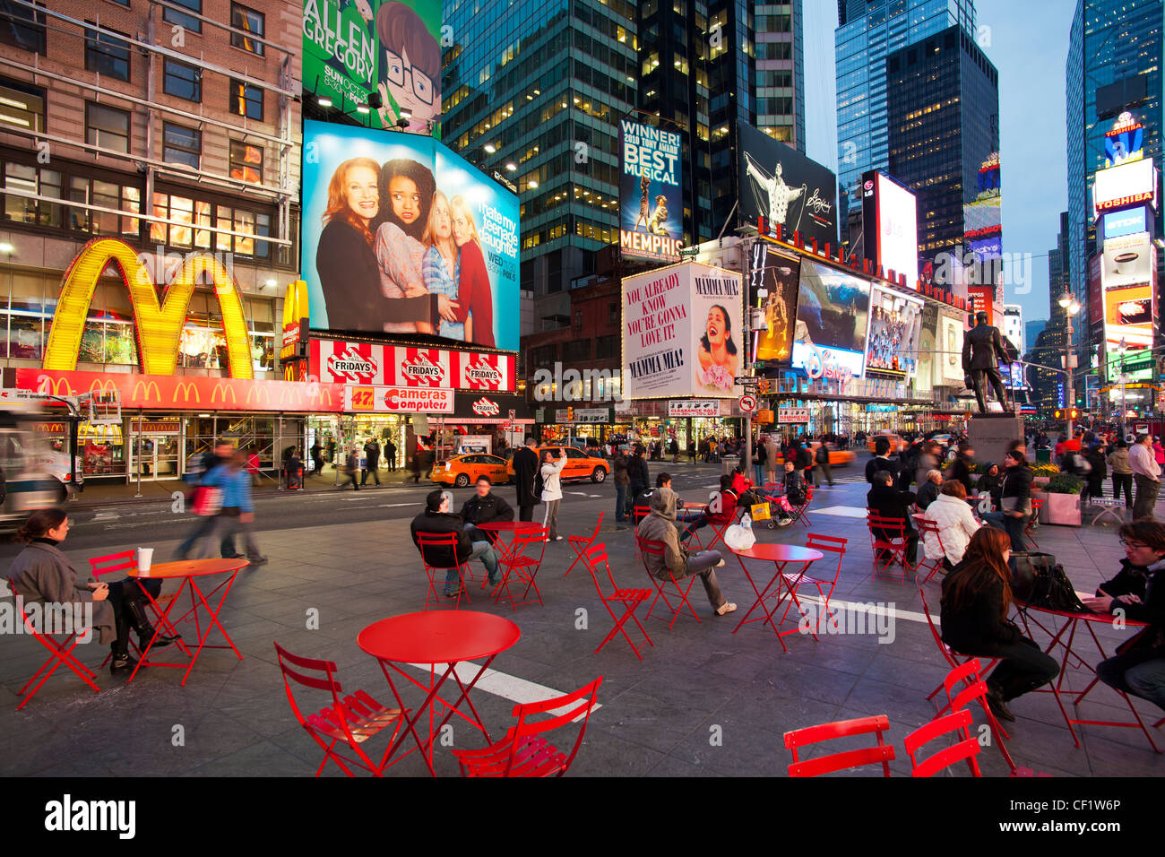USA, New York City, Manhattan, Times Square, néons de nuit Banque D'Images