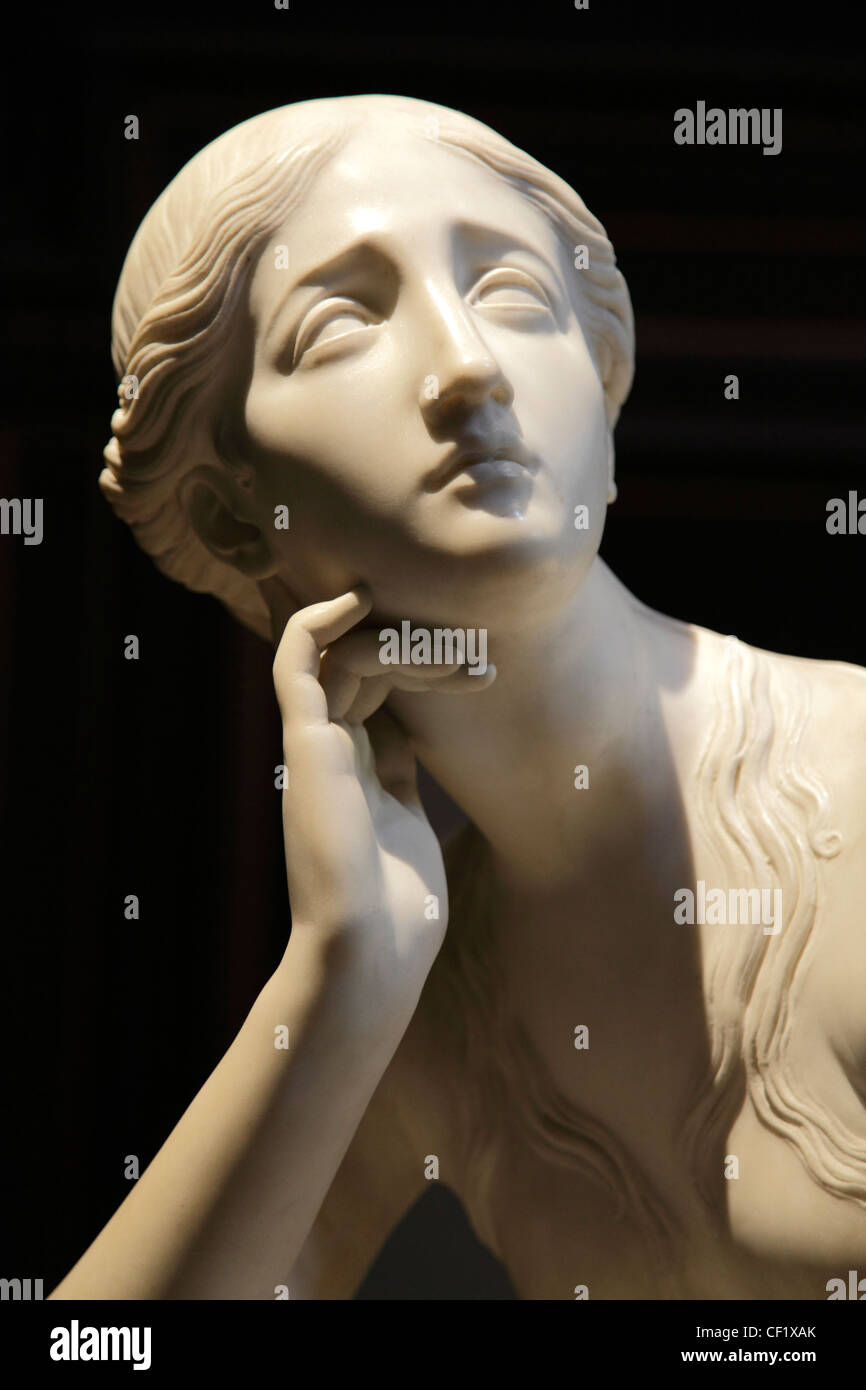 Sculpture victorienne sur l'affichage au Fitzwilliam Museum, Cambridge. Banque D'Images