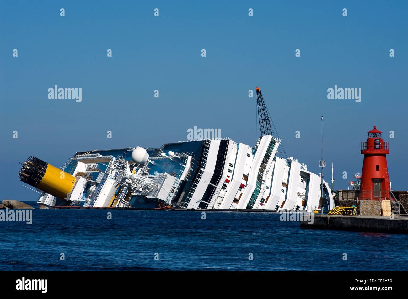 Costa Concordia épave sur l'île de Giglio, en Toscane, Italie Banque D'Images