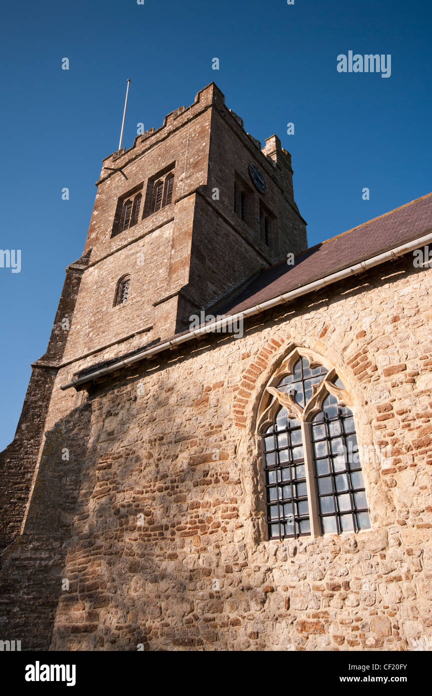 Tour de St Saint Michel Archange Église Paroissiale Smarden Kent UK églises de village Banque D'Images