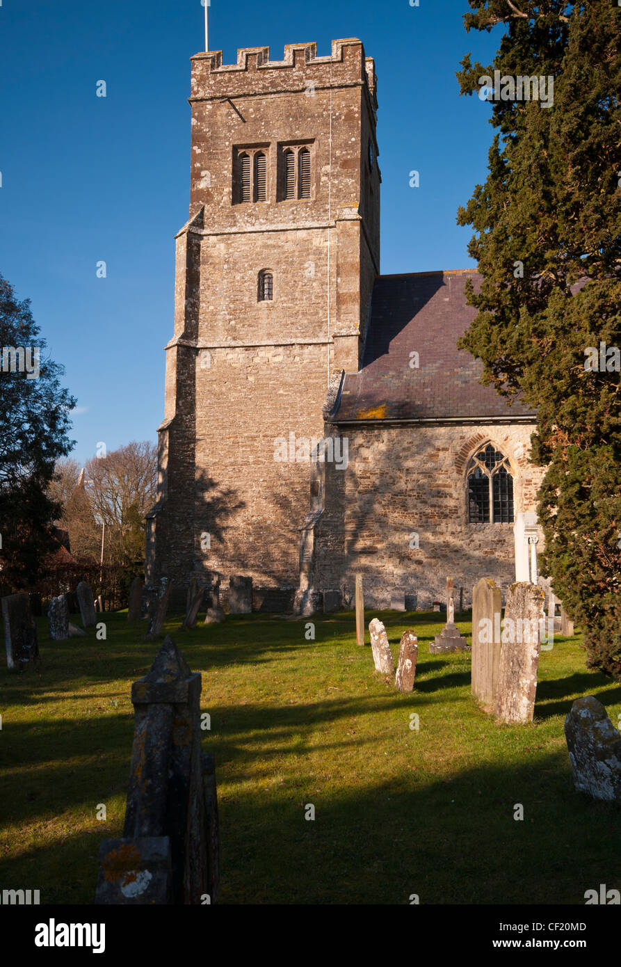 St Saint Michel Archange Église Paroissiale Smarden Kent UK églises de village Banque D'Images