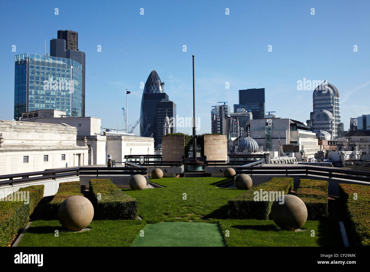 Vue de la ville de Londres, vue depuis le toit du bâtiment No 1 de la volaille (restaurant Roof Garden). Banque D'Images
