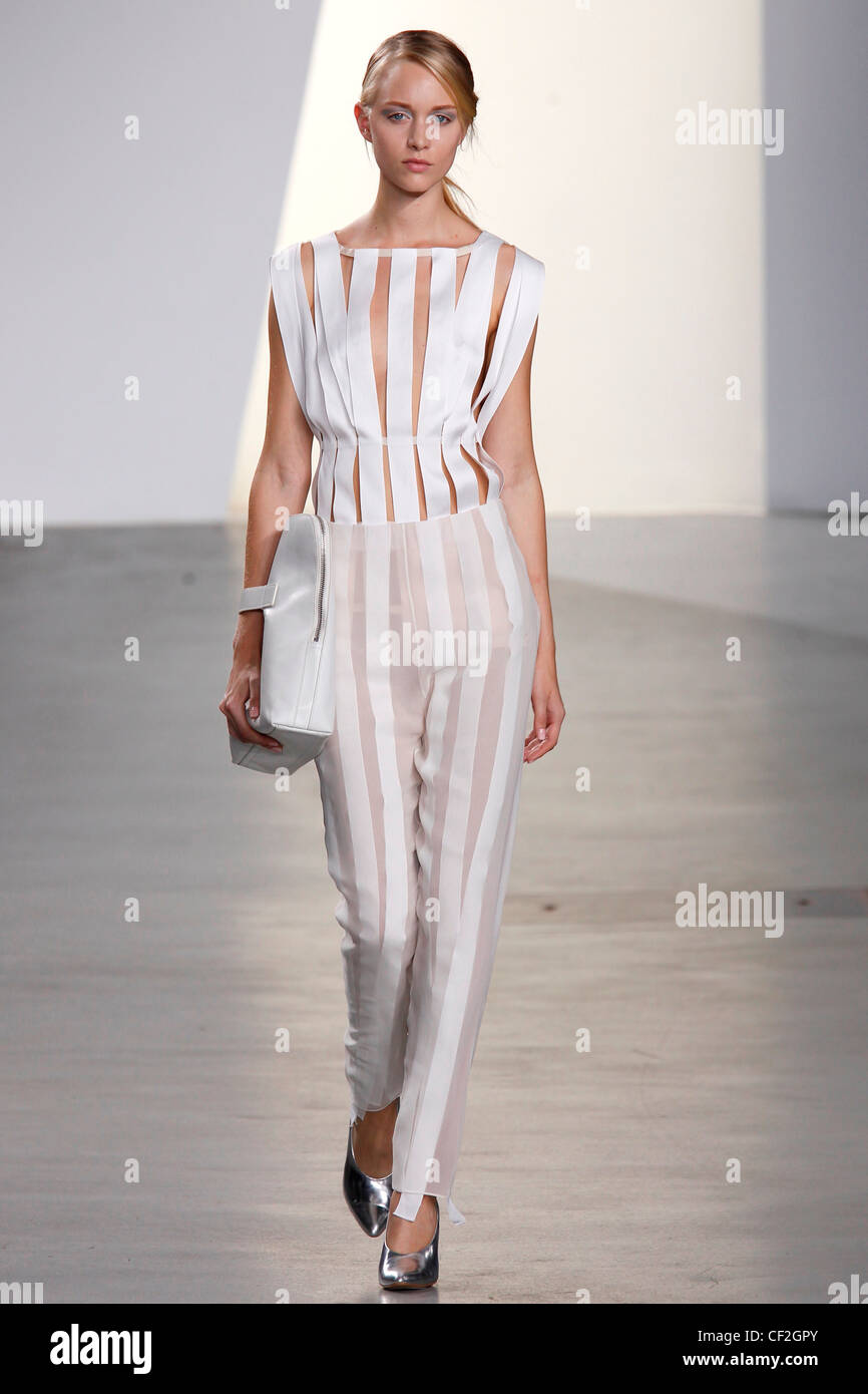 Phillip Lim New York pour WearSpringSummer 2012 Banque D'Images