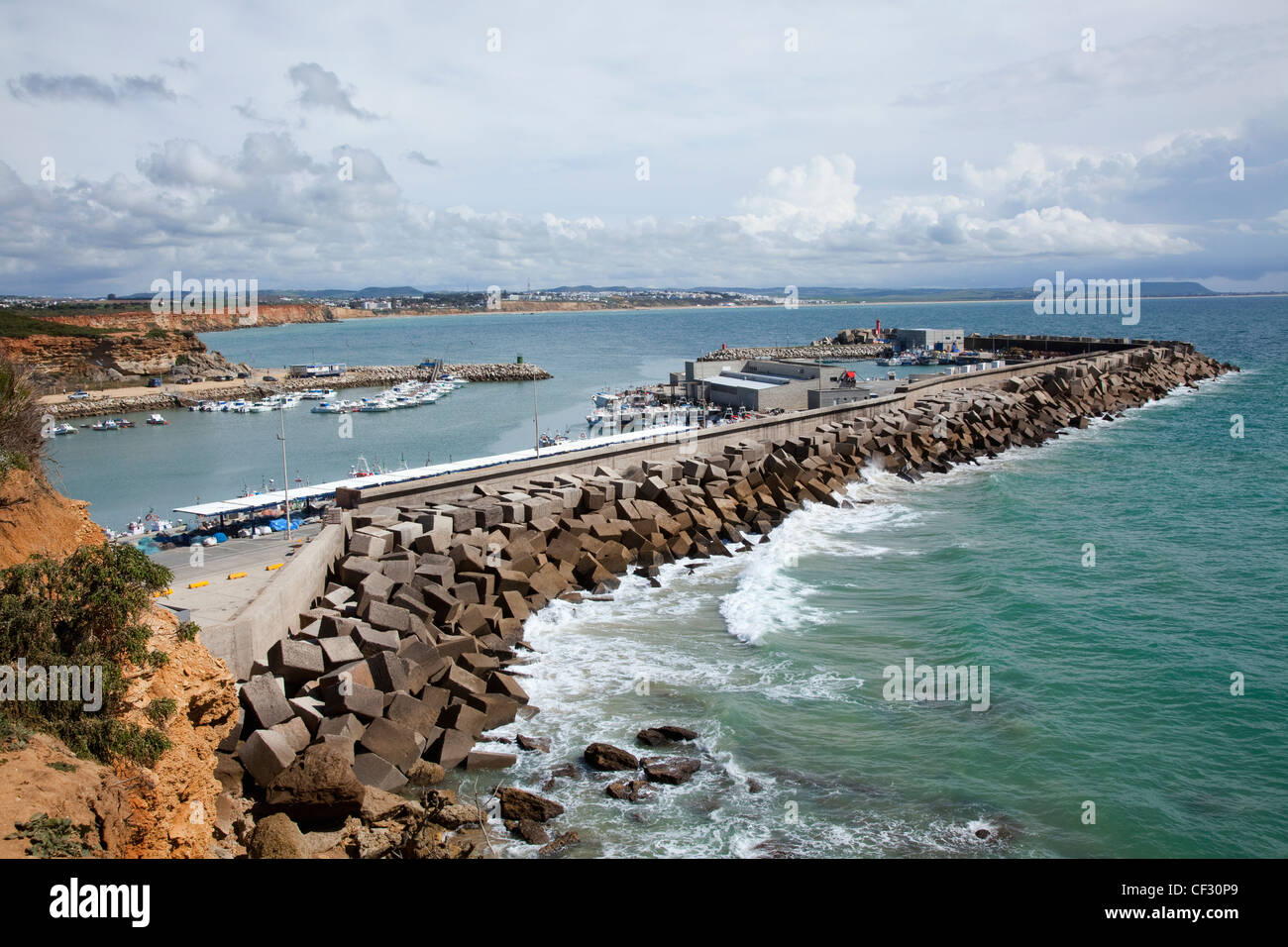 L'embarcadère du port ; conil andalousie espagne Banque D'Images