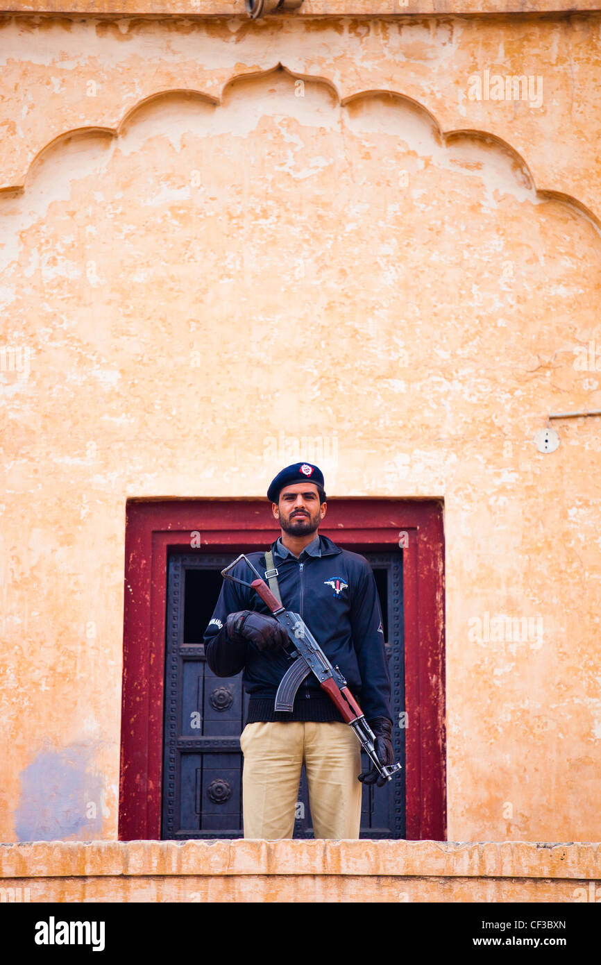 La sécurité à la mosquée Badshahi et fort de Lahore, Pakistan, Lahore Banque D'Images
