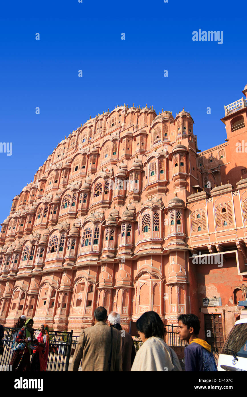 Façade avant de Hava Mahal à Jaipur en Inde. Banque D'Images