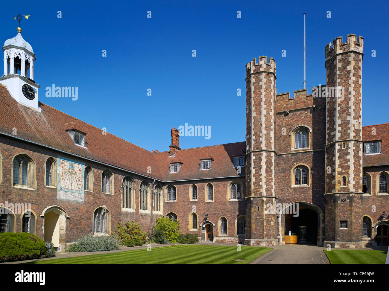La porte principale et de la vieille cour du College de Cambridge. Banque D'Images