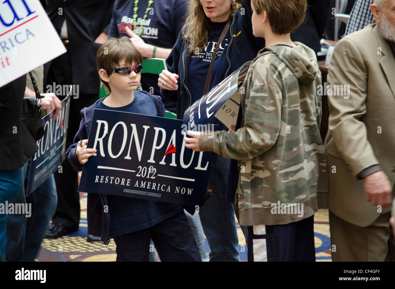 Ron Paul partisans au California State convention 2/25/2012 GOP. Banque D'Images