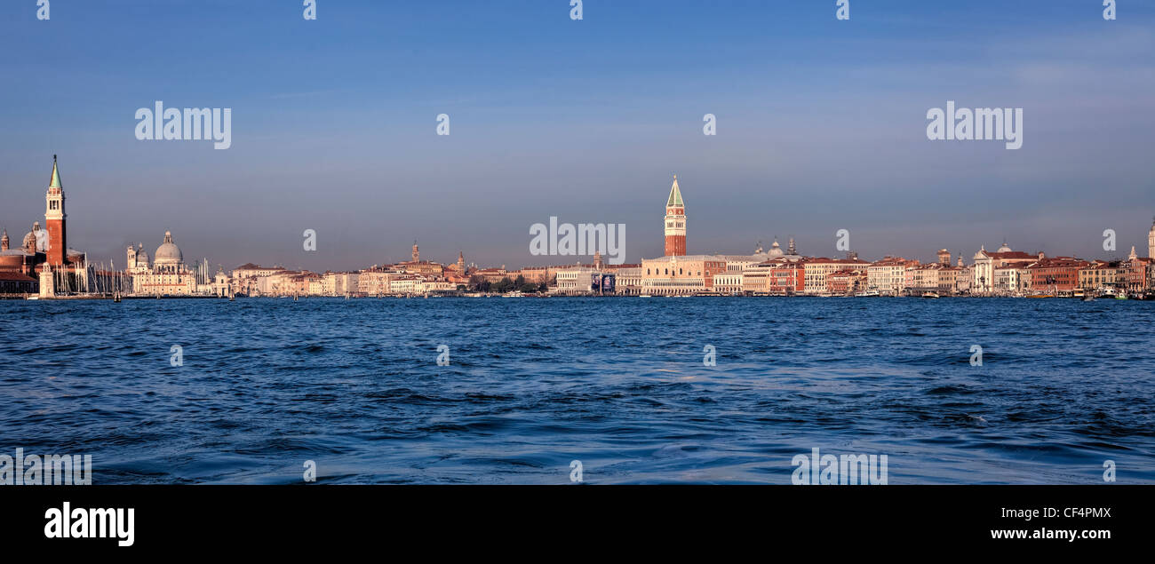 Le Bacino di San Marco, avec une vue panoramique de Venise, Vénétie, Italie Banque D'Images