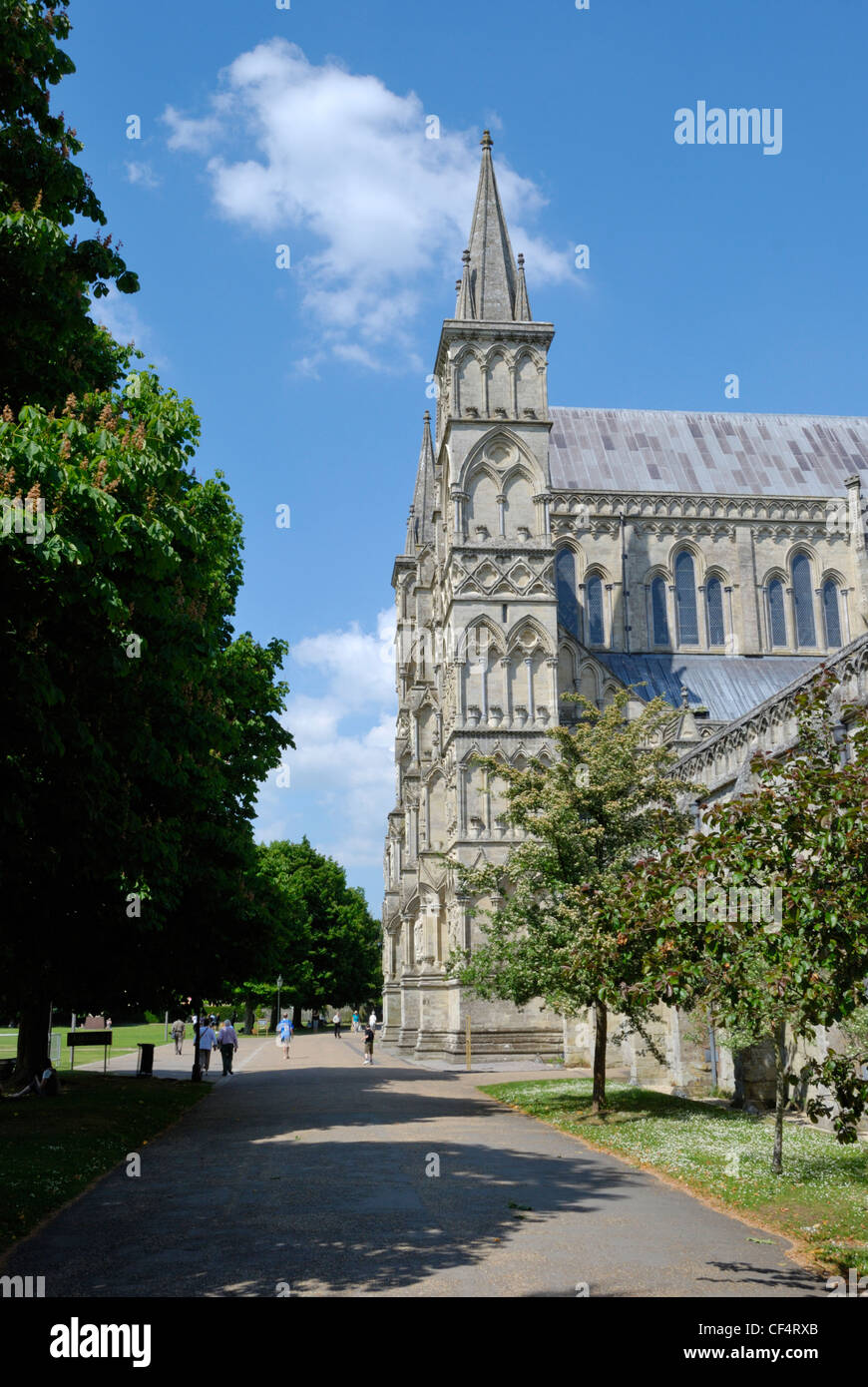 La cathédrale de Salisbury, l'une des plus belles cathédrales médiévales en Grande-Bretagne. Banque D'Images