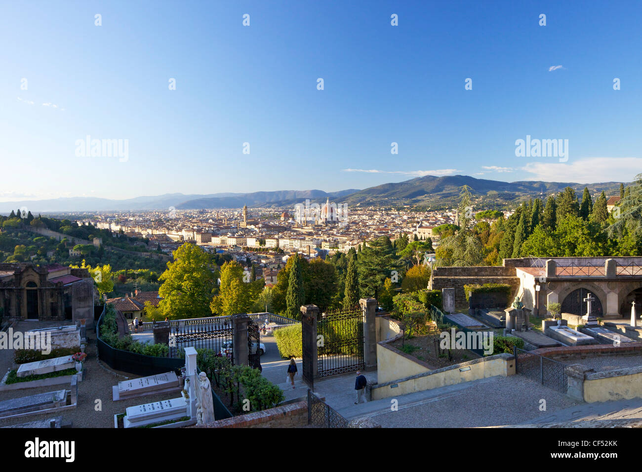 Voir les étapes de l'église San Miniato al Monte, Florence, Toscane, Italie, Europe Banque D'Images