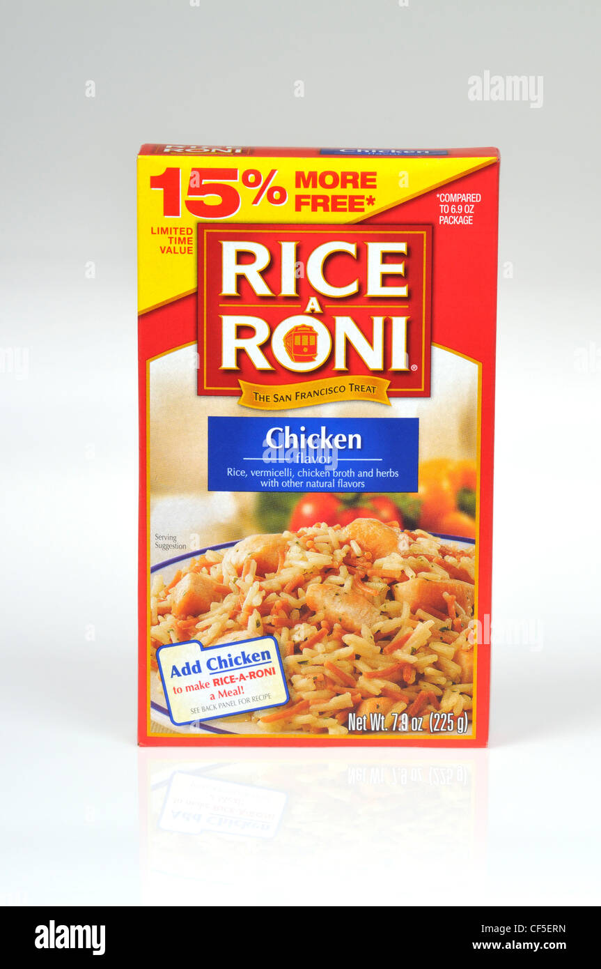 Fort d'un riz au poulet riz saveur alimentaire Roni mix sur fond blanc isoler Banque D'Images
