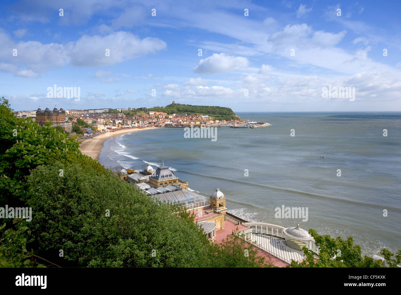 Vue de Scarborough et South Bay. Scarborough est un des centres de remise en forme d'origine en 1626, les propriétés médicinales de t Banque D'Images