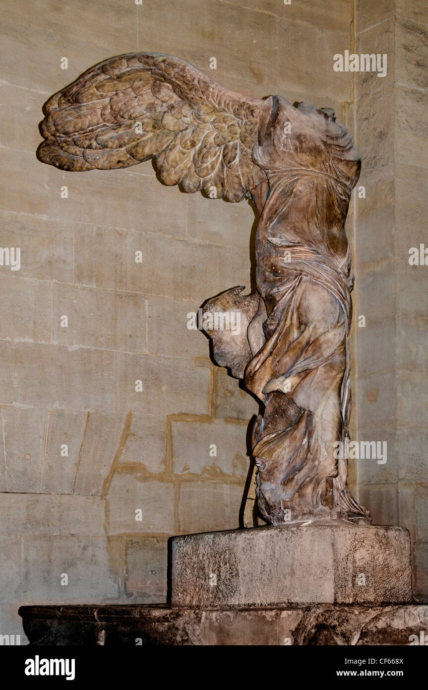 Nike de Samothrace La Victoire de Samothrace 190 BC Greek Grèce hellénistique 328 cm la proue d'un navire Louvre Banque D'Images