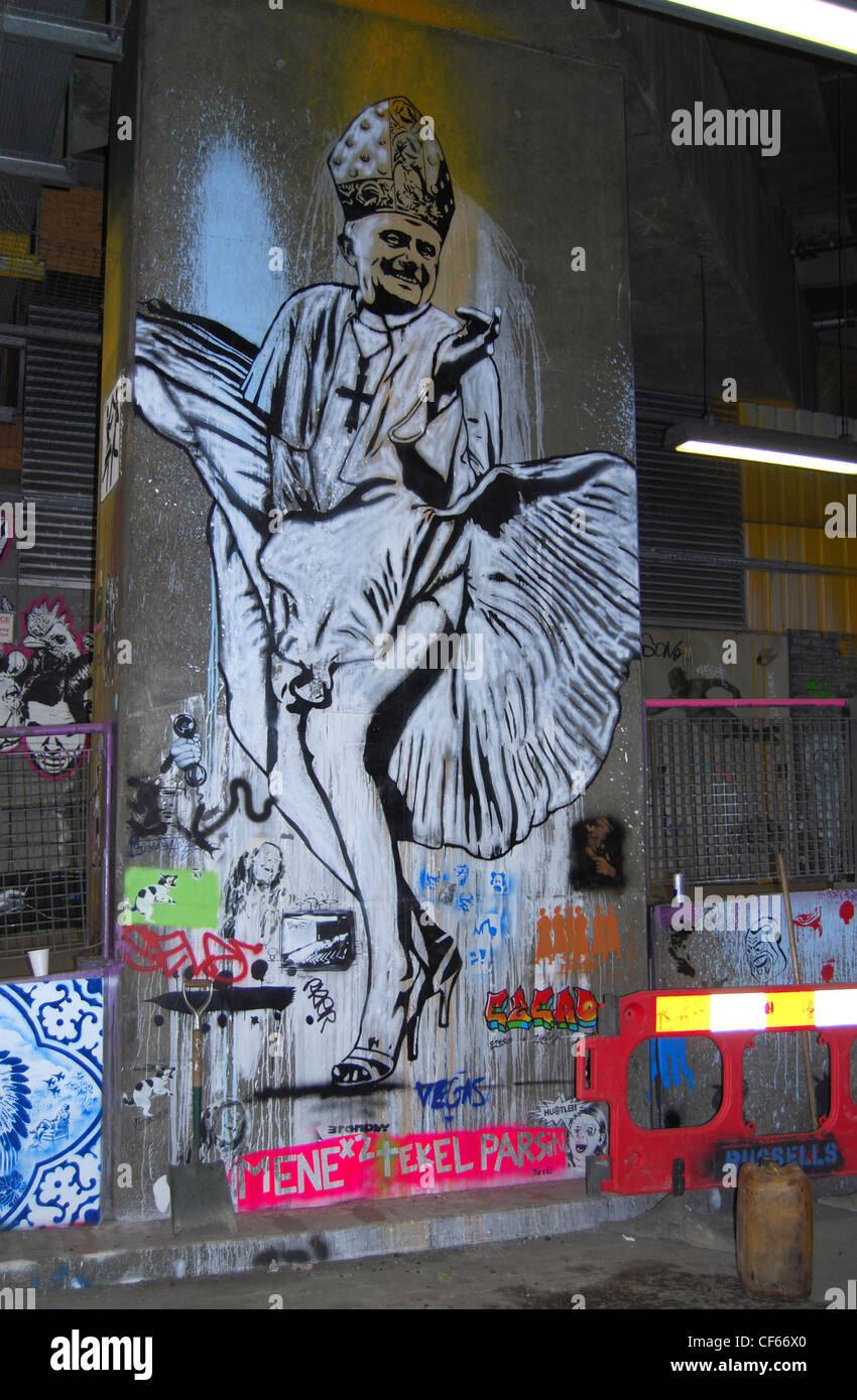 L'exposition graffiti Festival canettes dans Leake Street. Banque D'Images