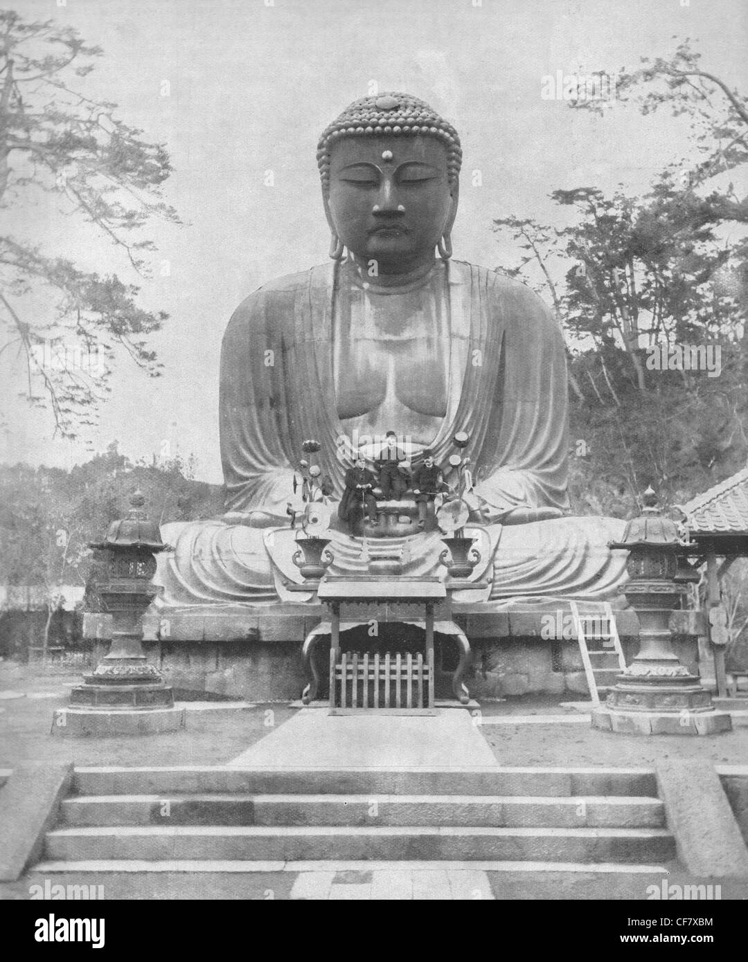 Le Grand Bouddha de bronze, le Japon vers 1894 Banque D'Images