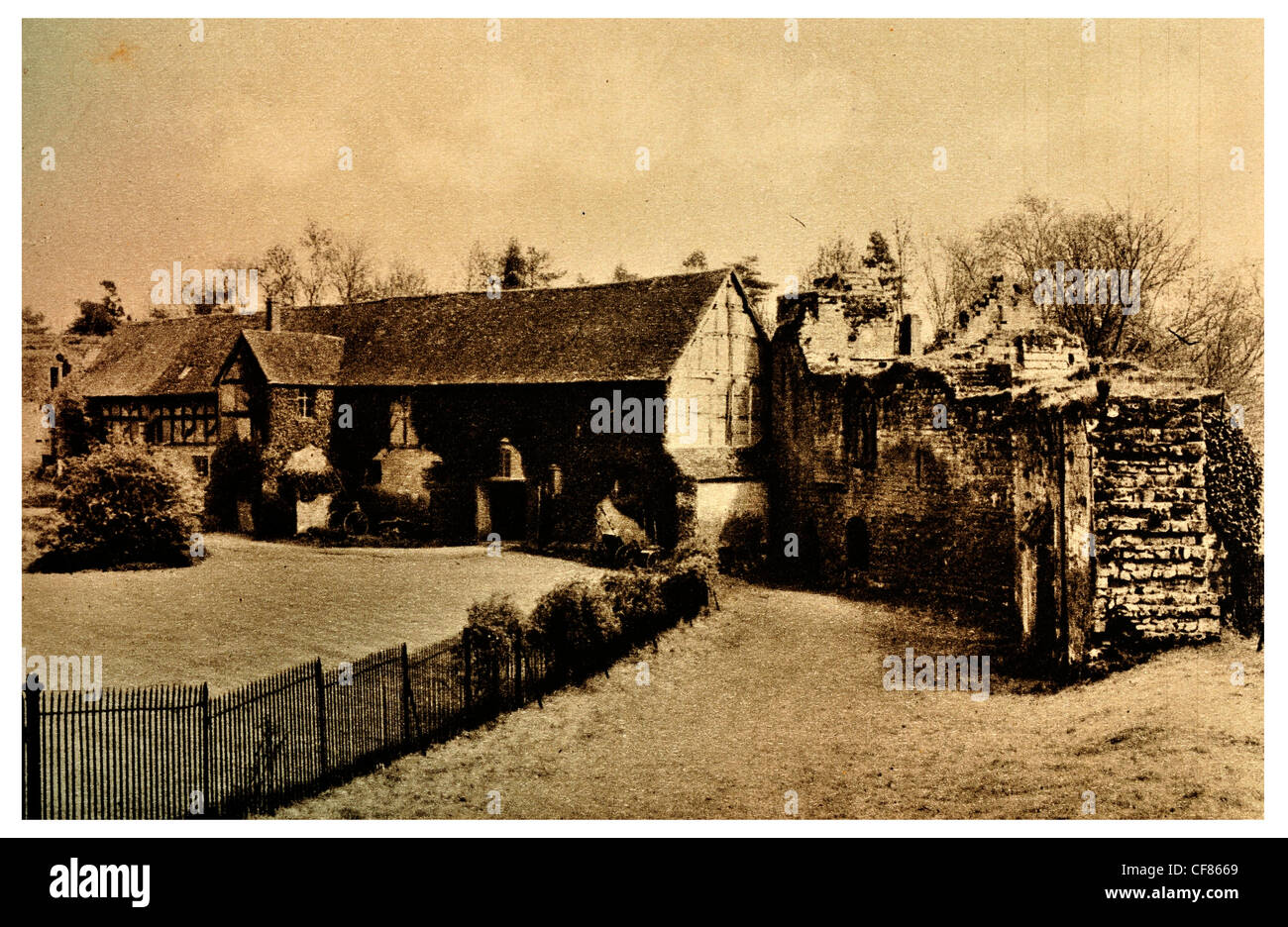 Écuries du Château de Kenilworth Warwickshire Angleterre stable Tudor Tudor Norman palais royal West Midlands angleterre Europe UK Banque D'Images