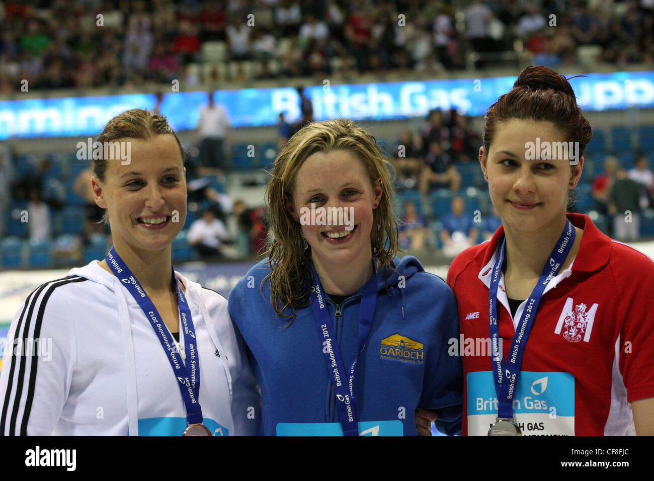 Stephanie Fier, Hannah Miley, Aimee Willmott (Womens Open 400m IM - Final) au championnat de natation en 2012. Banque D'Images