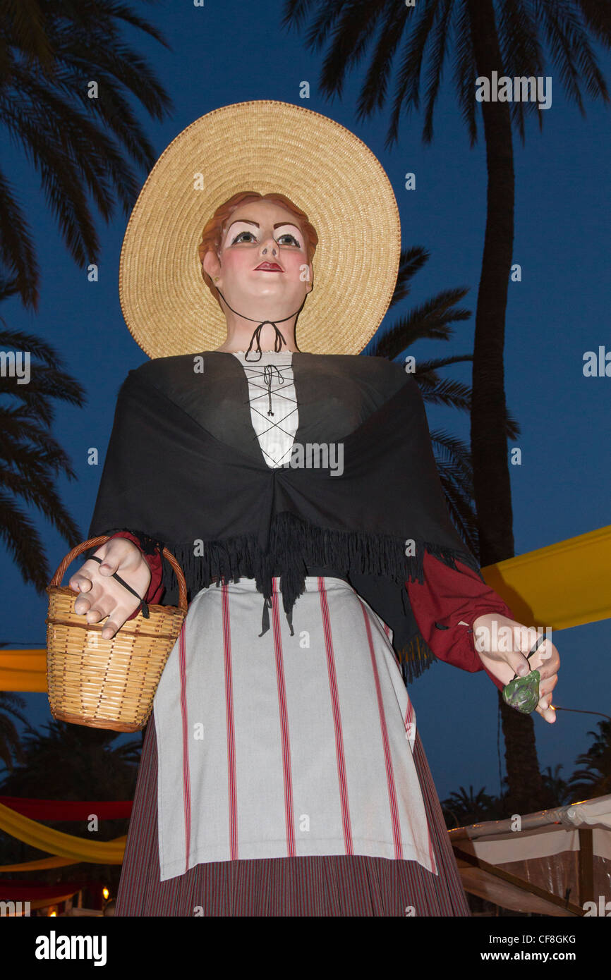Marionnette géante traditionnelle au défilé du festival à Palma de Majorque Majorque Espagne Banque D'Images