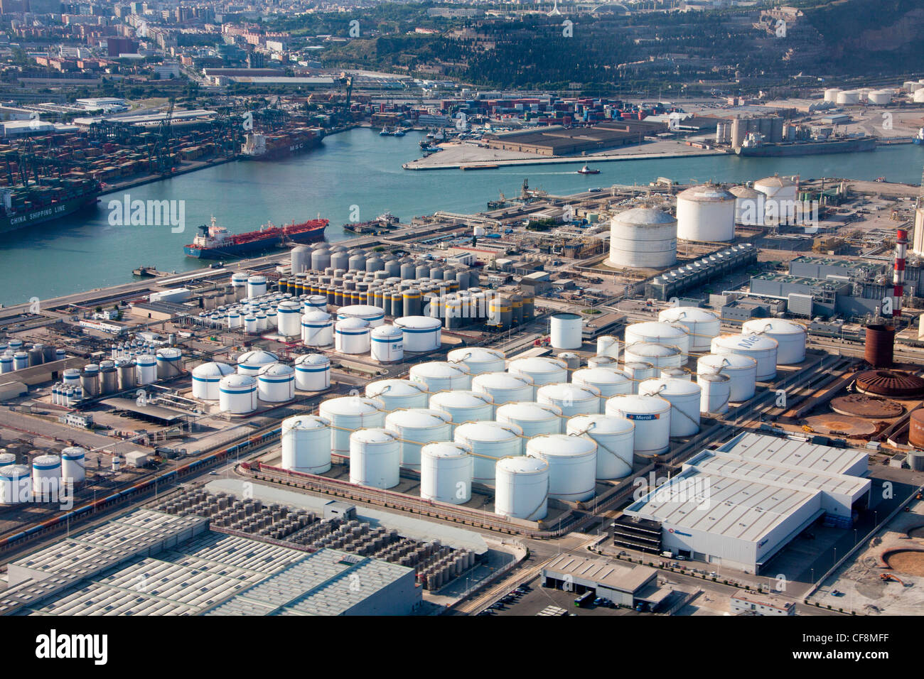 L'Espagne, l'Europe, Barcelone, ville, port, Barcelone, l'huile, port, bateau, réservoir, ferme, de l'industrie Banque D'Images