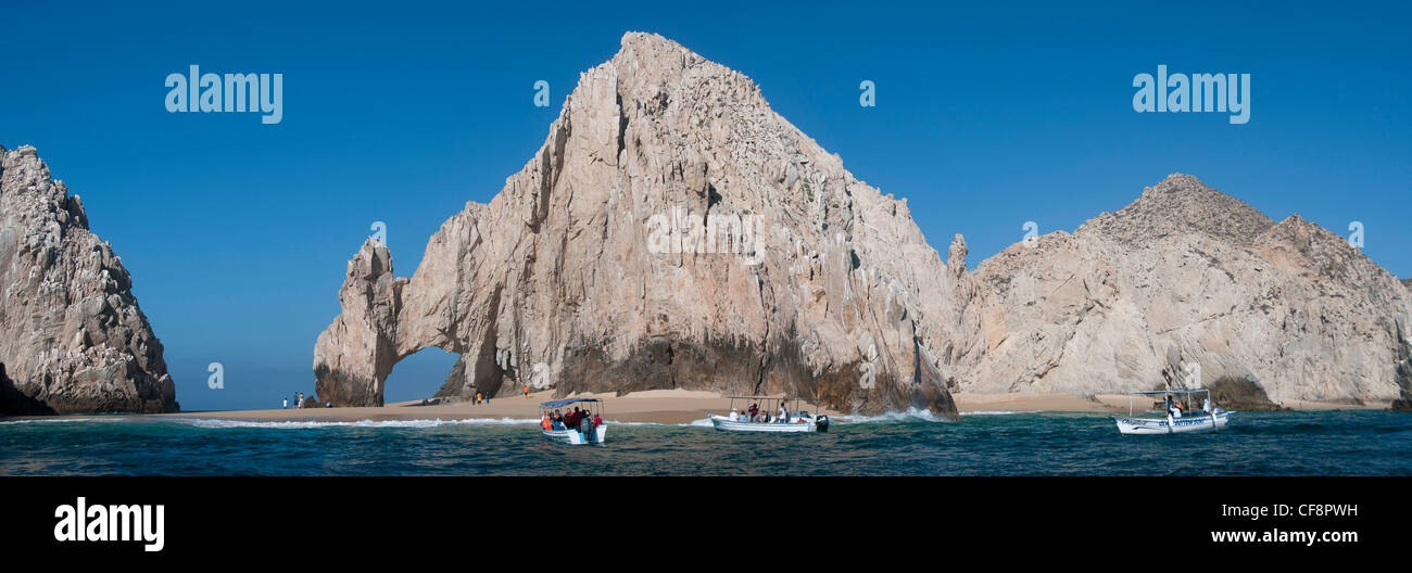 Arch, Rock, Lands End, Cabo San Lucas, Baja California Sur, au Mexique,, la plage, les bateaux d'excursion, isolé, désert, paysage Banque D'Images