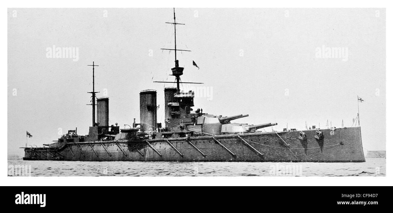 Croiseurs HMS Lion Marine royale britannique chats splendide tourelle à canon des fusils flotte navire cuirassé grand phare Banque D'Images