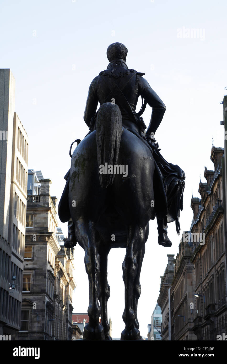 Statue du Duc de Wellington vue de l'arrière, Queen Street / Royal Exchange Square, centre-ville de Glasgow, Écosse, Royaume-Uni Banque D'Images