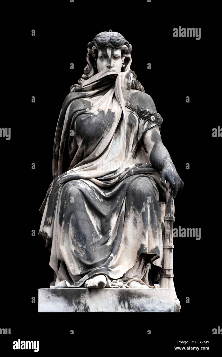 Sculpture allégorique (Silence) par Giuseppe Blasetti, Campo Verano, Rome Italie Banque D'Images