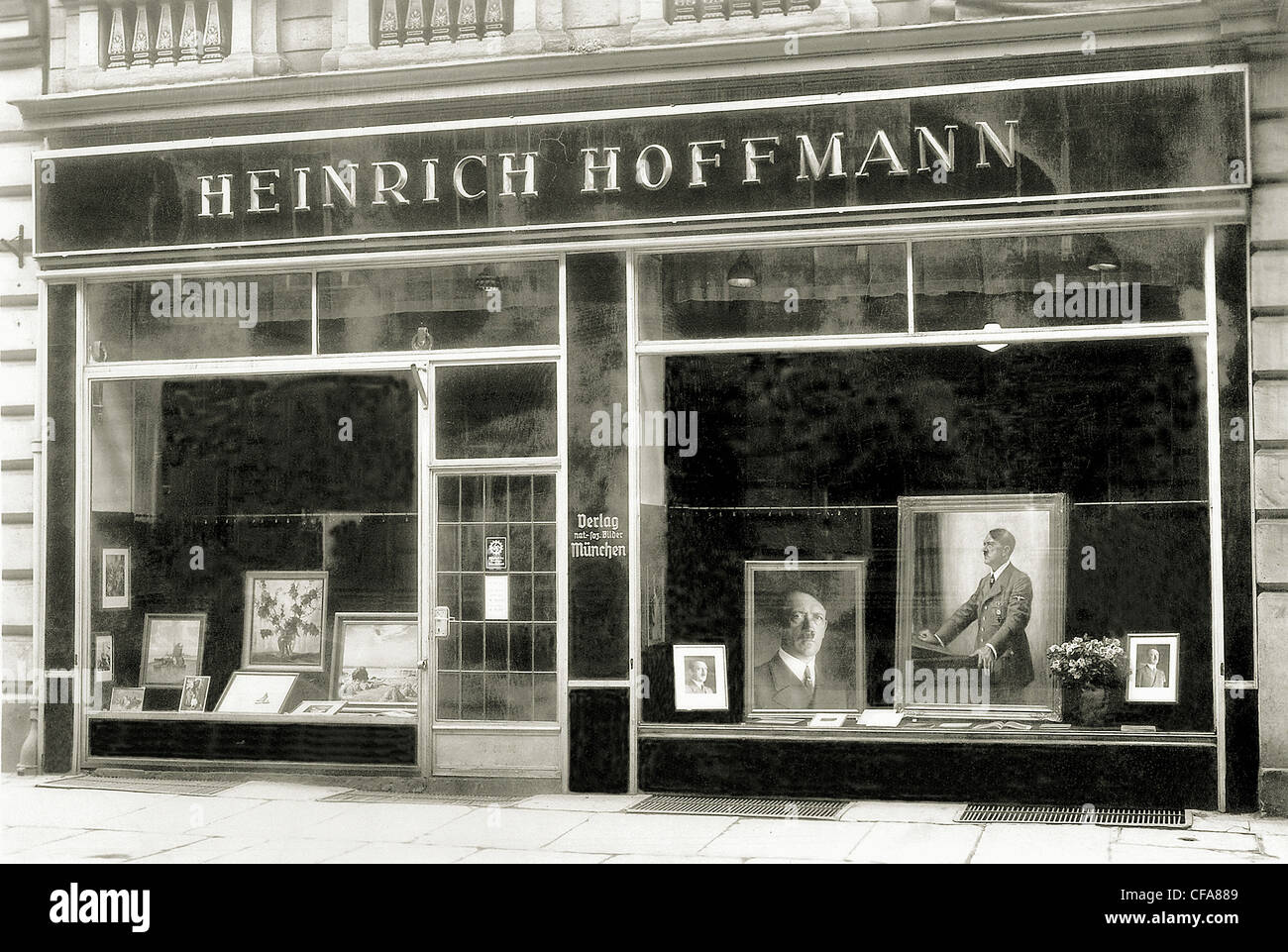 La guerre, l'Europe, la seconde guerre mondiale, Nazi, National-socialiste, l'Europe, guerre mondiale, Heinrich Hoffmann, affaires, commerce, shop-window, Hitler, Banque D'Images