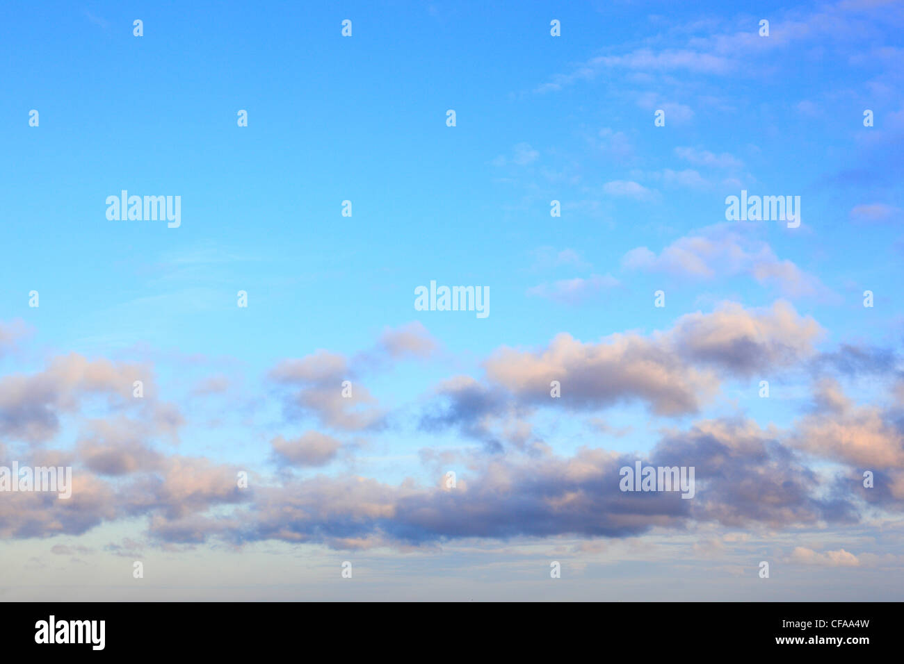 Ciel, l'air, l'Ecosse, nuage, l'air frais, les nuages blancs, météo, bleu, sait Banque D'Images