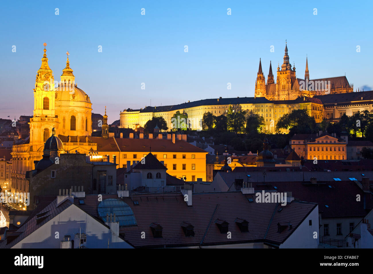 La Cathédrale Saint-Guy, et du quartier du château, Prague, République Tchèque Banque D'Images