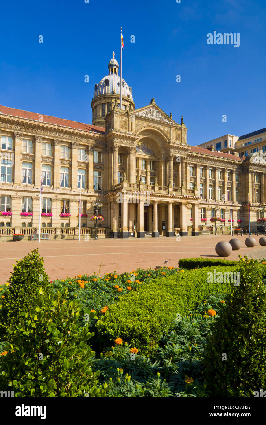 Façade avant de la Chambre du Conseil de Birmingham et des jardins Victoria Square West Midlands England GB UK EU Europe Banque D'Images