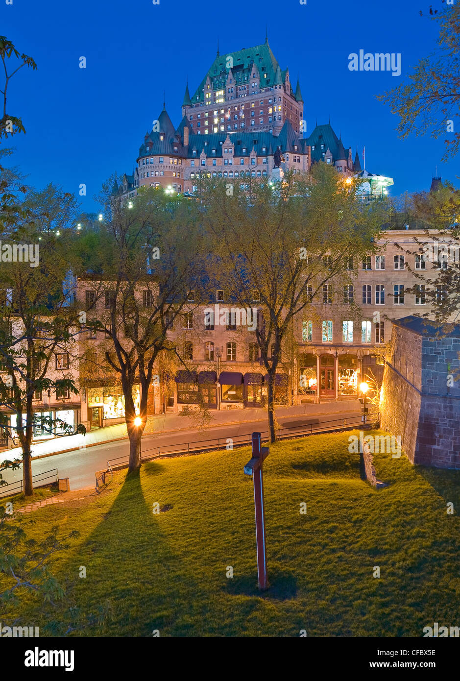 Hôtel Château Frontenac et à l'avant-plan, le parc Montmorency. La côte de la montagne, la ville de Québec, Québec, Canada Banque D'Images