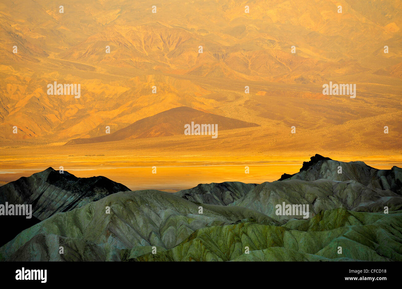 Zabriskie Point, Death Valley National Park, la plus chaude et la plus sèche des parcs nationaux aux Etats-Unis, Californie, USA Banque D'Images