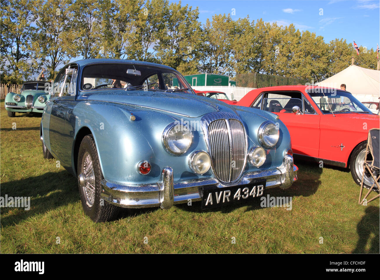 1964 Daimler 2.5 V8 à Goodwood Revival 2011, Chichester, West Sussex, Angleterre, Grande-Bretagne, Royaume-Uni, UK, Europe Banque D'Images