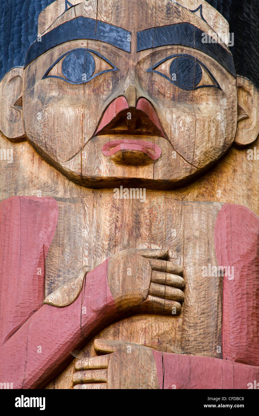 Totem en parc historique national de Sitka, Sitka, sud-est de l'île Baranof, Alaska, États-Unis d'Amérique, Banque D'Images