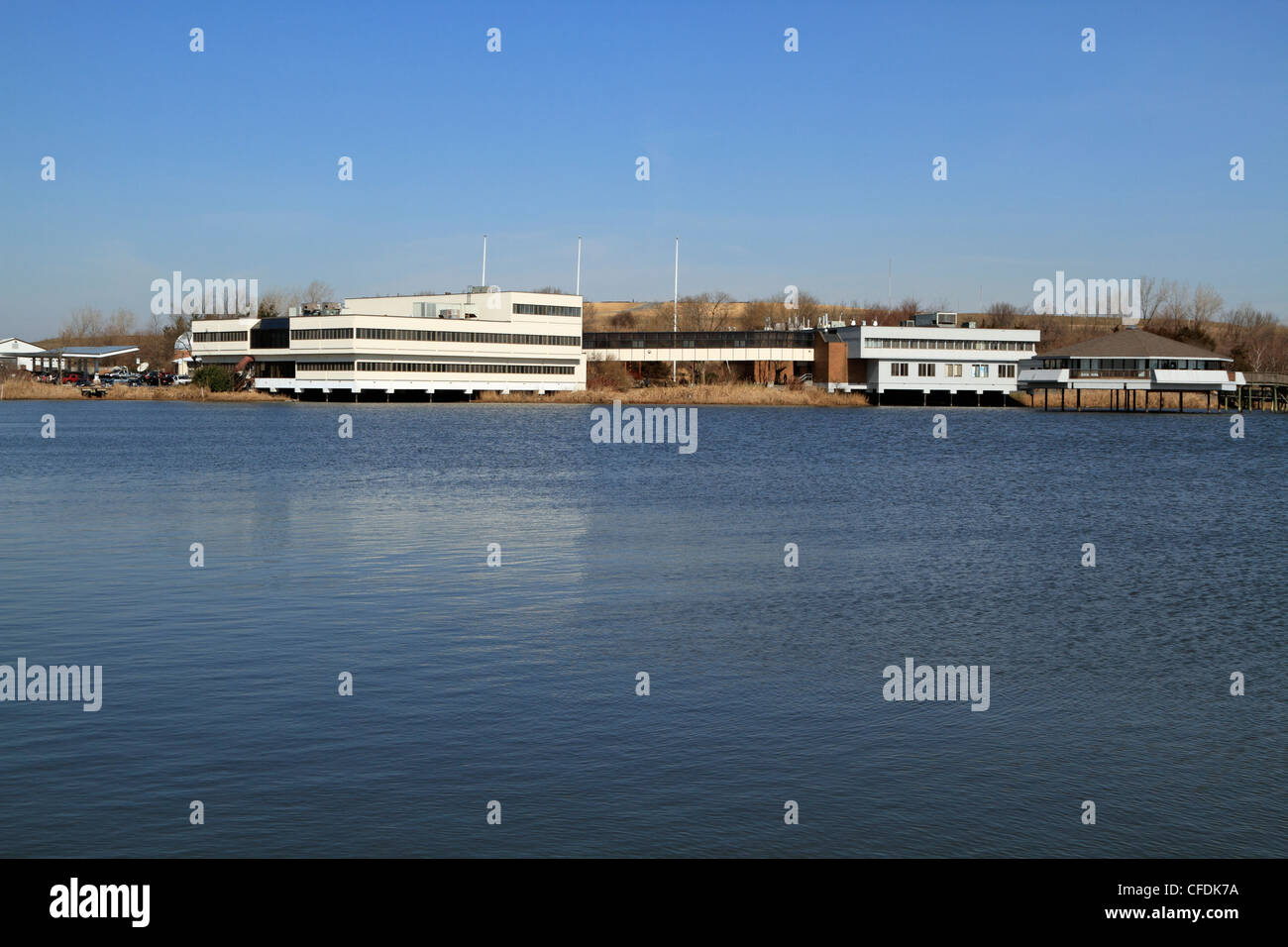 Les bâtiments abritant les New Jersey Meadowlands Commission et le centre de l'environnement, Richard Meadowlands DeKorte Park, NJ Banque D'Images